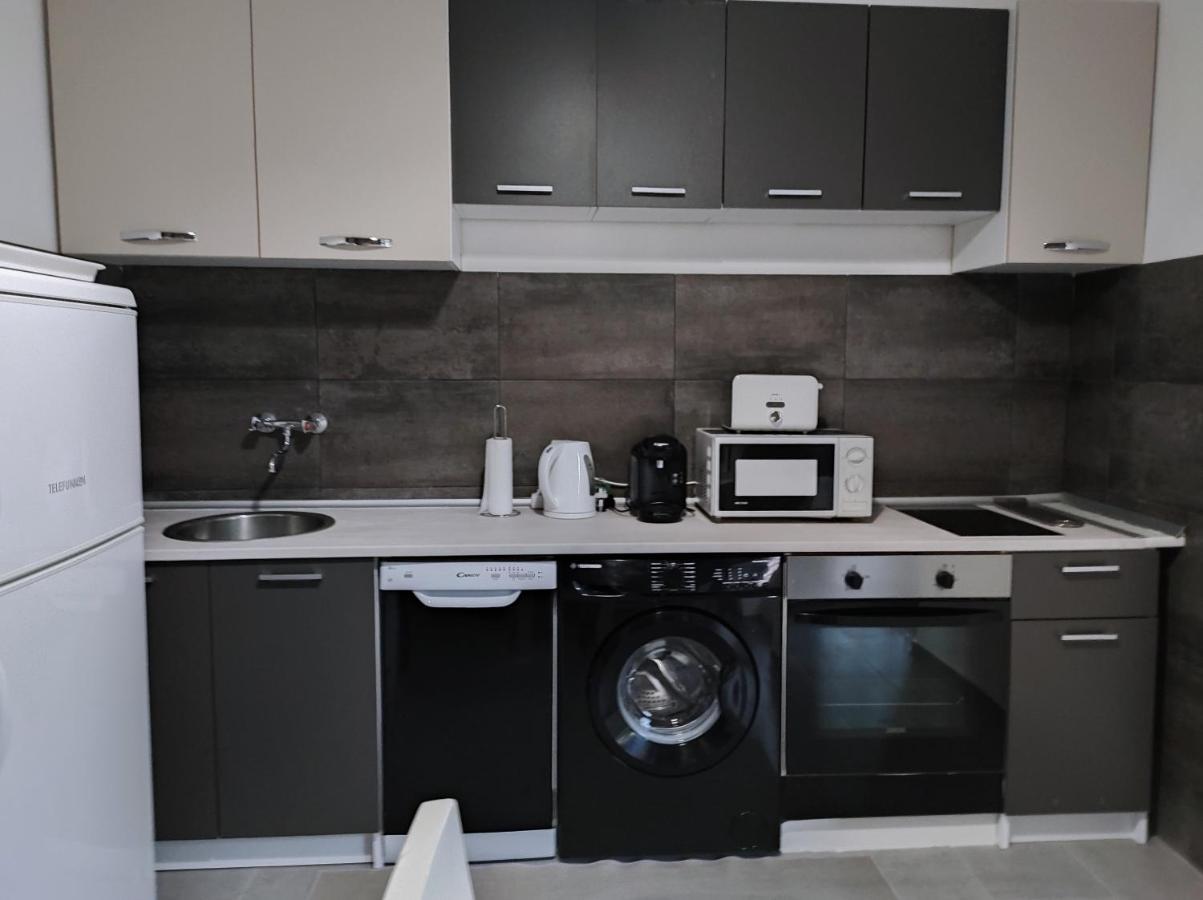 Apartment Tina Pula Exterior photo